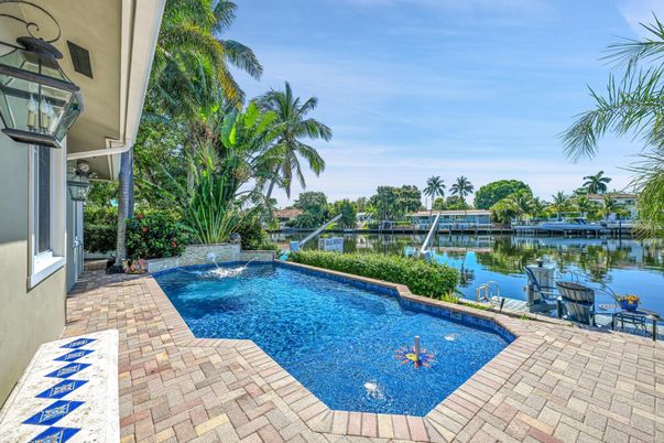 Exterior, Pool, Water