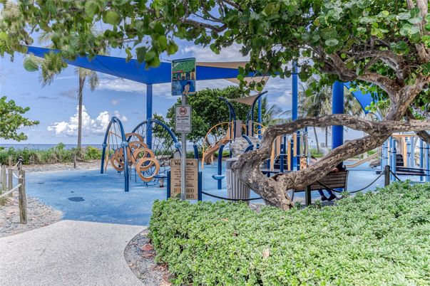 Backyard, Exterior, Playground