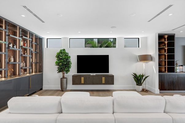 Interior, Living room, Recessed Lighting, Wood Texture Flooring