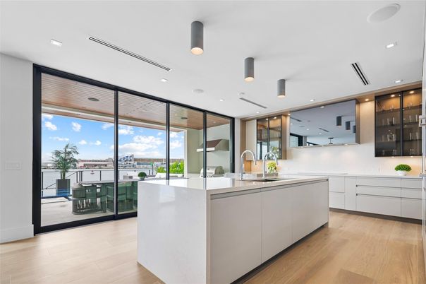 Interior, Kitchen, Recessed Lighting, Water, Wood Texture Flooring