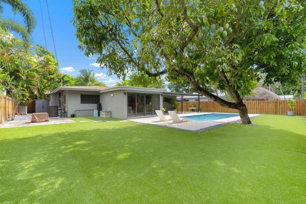 Backyard, Exterior, Pool