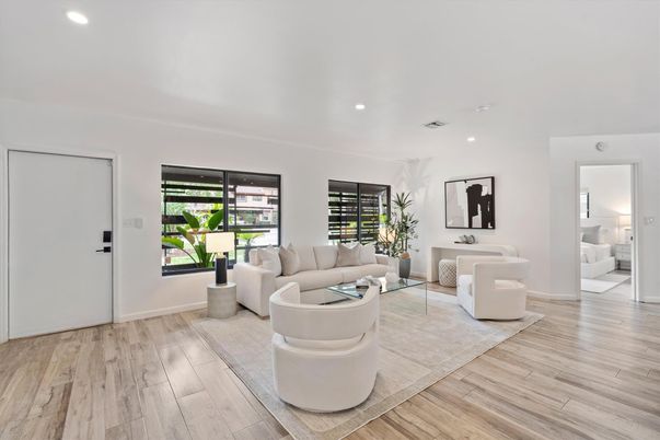 Interior, Living room, Recessed Lighting, Wood Texture Flooring