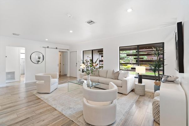 Interior, Living room, Recessed Lighting, Wood Texture Flooring