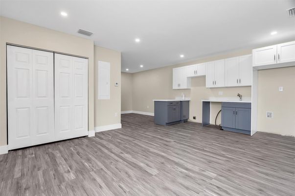 Empty room, Interior, Kitchen, Recessed Lighting, Wood Texture Flooring