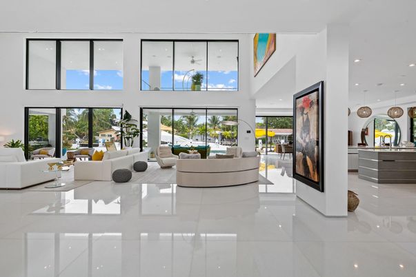 Interior, Living room, Pendant Lights, Recessed Lighting