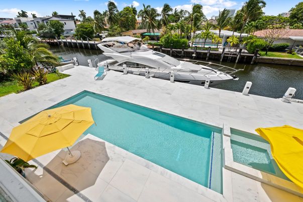 Exterior, Pool, Water