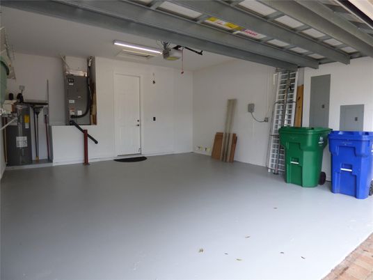 Garage, Interior