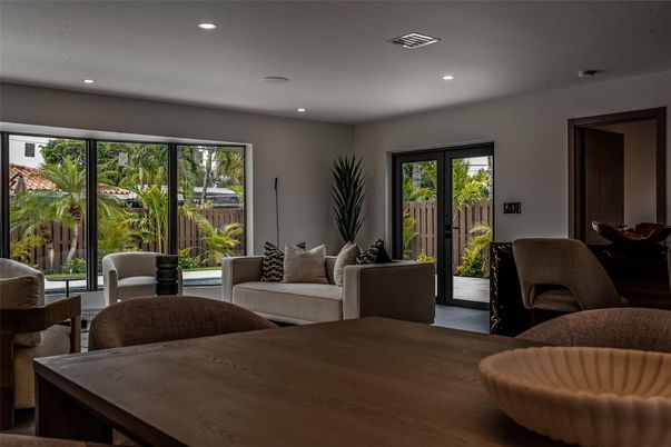Dining room, Interior, Living room, Recessed Lighting