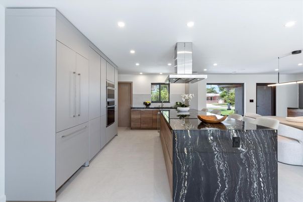 Interior, Kitchen, Pendant Lights, Recessed Lighting, Stainless Steel Appliances