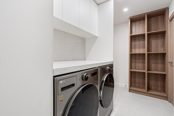 Interior, Recessed Lighting, Washer