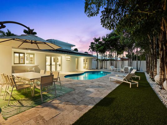 Exterior, Pool, Solar Panels