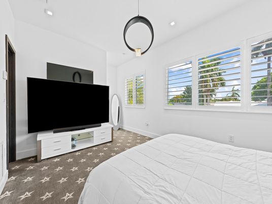 Bedroom, Interior, Pendant Lights, Recessed Lighting