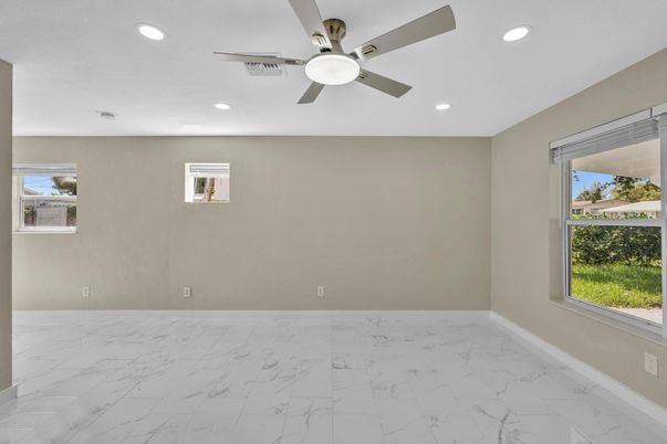 Empty room, Interior, Marble, Recessed Lighting