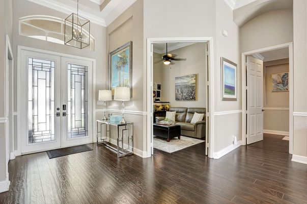 Interior, Pendant Lights, Wood Texture Flooring
