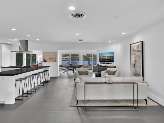 Dining room, Interior, Living room, Recessed Lighting, Water