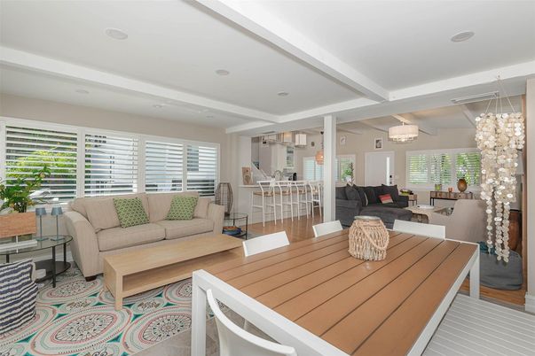 Chandelier, Dining room, Interior, Living room, Pendant Lights, Recessed Lighting, Wood Texture Flooring