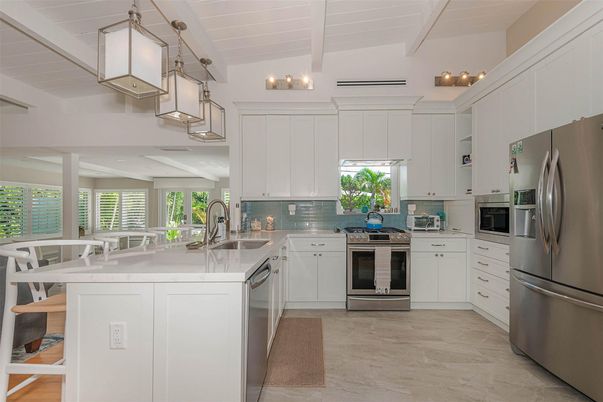 Interior, Kitchen, Stainless Steel Appliances