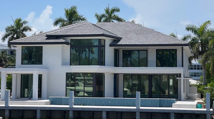 Exterior, Facade, Modern