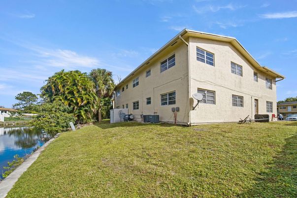 Backyard, Exterior, Water