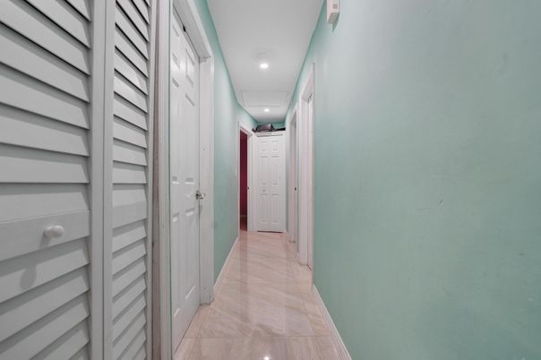 Interior, Recessed Lighting