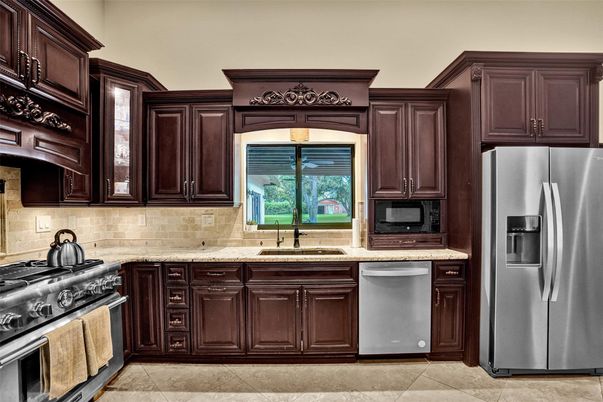 Interior, Kitchen, Stainless Steel Appliances
