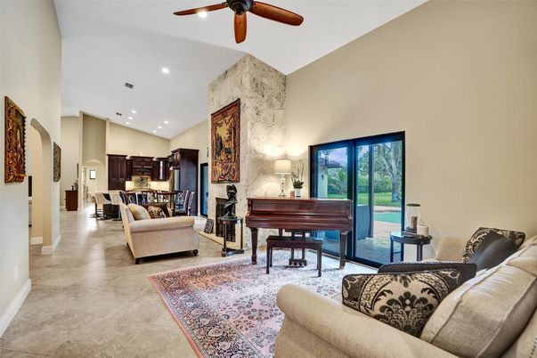 Interior, Kitchen, Living room, Piano, Recessed Lighting, Stone Walls