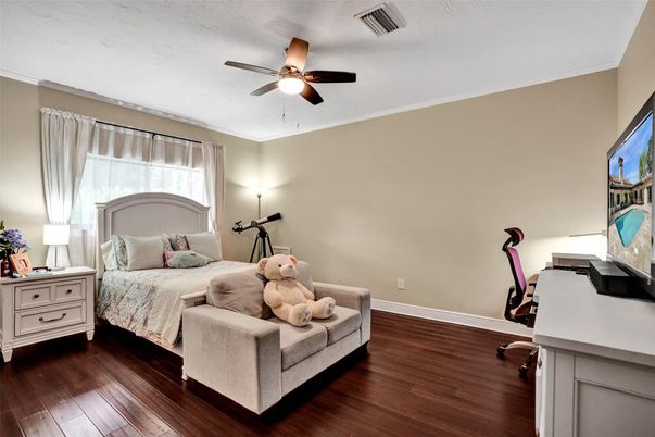 Bedroom, Home Office, Interior, Wood Texture Flooring