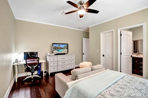 Bedroom, Home Office, Interior, Wood Texture Flooring