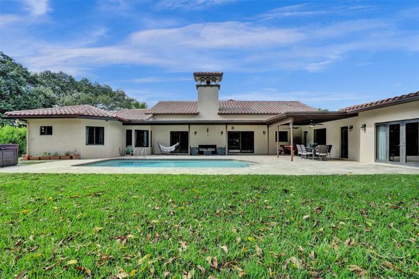 Backyard, Exterior, Pool