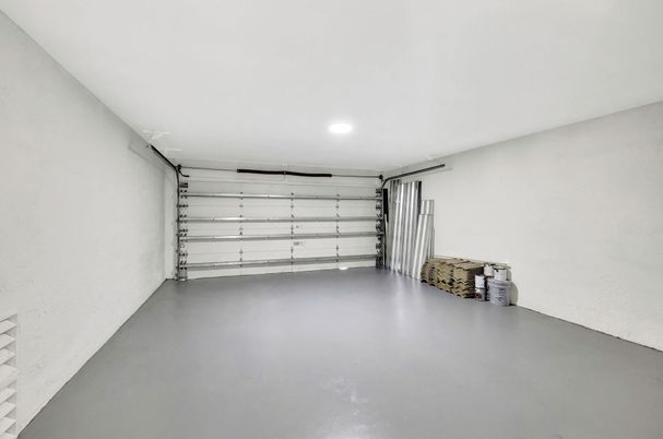 Garage, Interior, Recessed Lighting