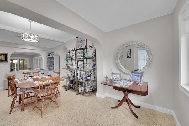 Dining room, Interior, Pendant Lights