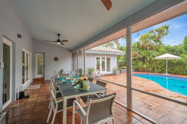 Exterior, Pool, Sun Room