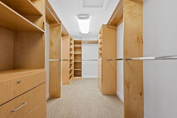 Interior, Walk-in Closets