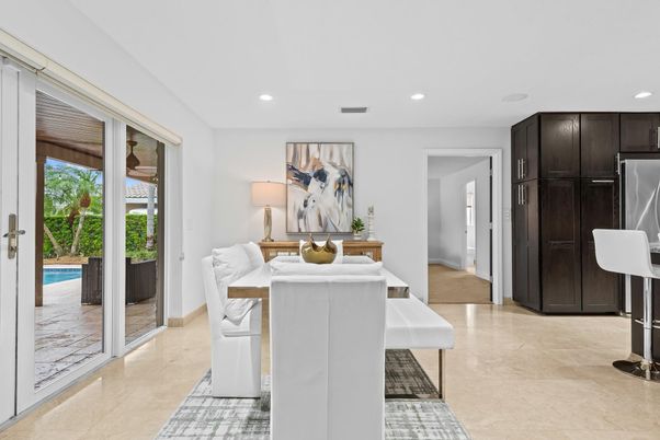 Dining room, Interior, Kitchen, Recessed Lighting, Stainless Steel Appliances