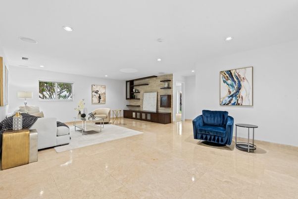 Interior, Living room, Recessed Lighting, Stone Walls