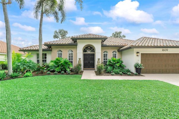 Attached, Backyard, Exterior, Facade, Mediterranean
