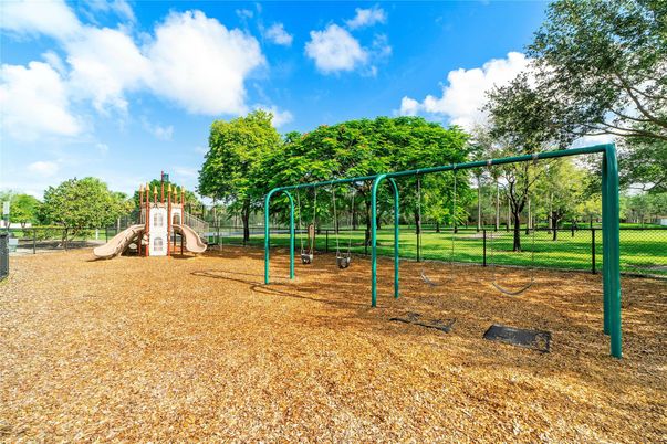 Backyard, Exterior, Playground