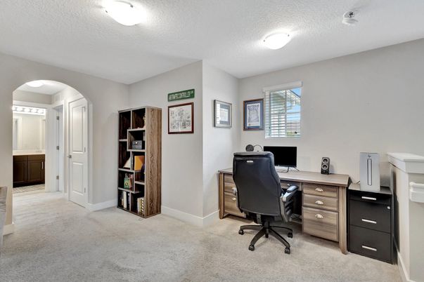 Home Office, Interior