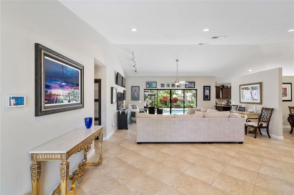 Dining room, Interior, Living room, Pendant Lights, Recessed Lighting