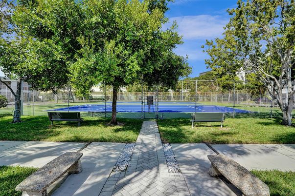 Exterior, Tennis Courts