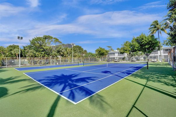 Exterior, Tennis Courts