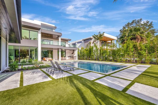 Backyard, Exterior, Pool