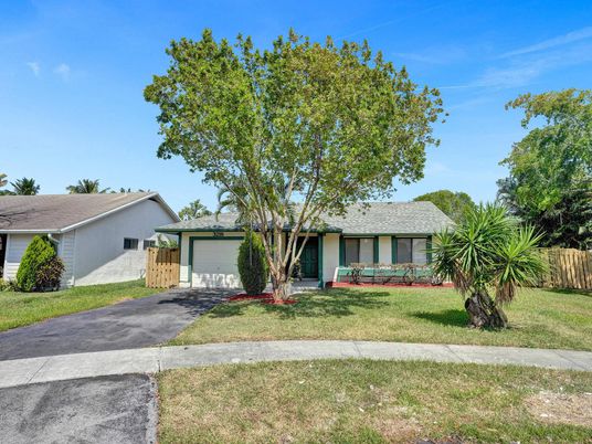 Attached, Backyard, Exterior, Facade, Ranch
