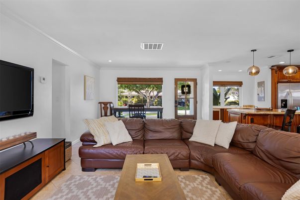 Dining room, Interior, Kitchen, Living room, Pendant Lights, Recessed Lighting