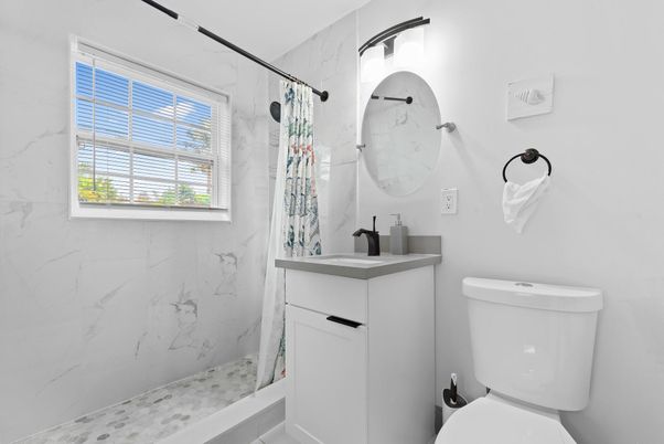 Bathroom, Interior, Marble Walls