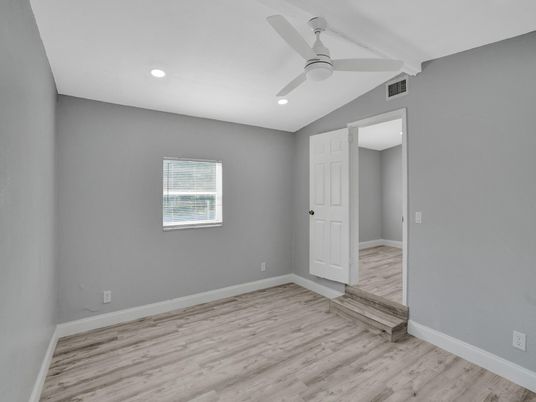 Empty room, Interior, Recessed Lighting, Wood Texture Flooring