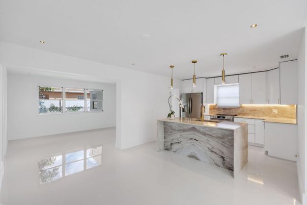 Interior, Kitchen, Pendant Lights, Recessed Lighting