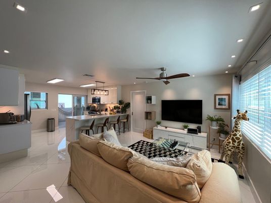 Interior, Kitchen, Living room, Pendant Lights, Recessed Lighting