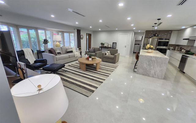 Interior, Kitchen, Living room, Pendant Lights, Recessed Lighting, Stainless Steel Appliances