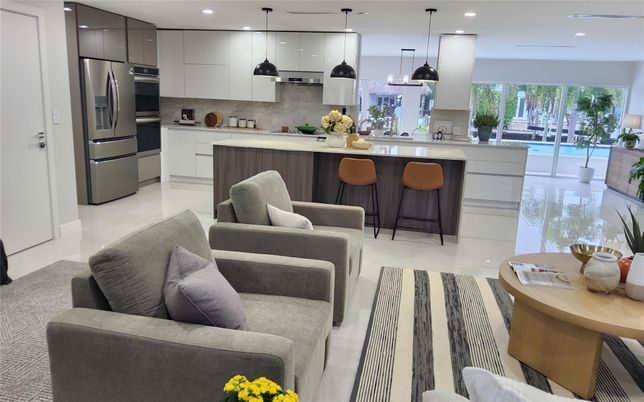 Interior, Kitchen, Living room, Pendant Lights, Recessed Lighting, Stainless Steel Appliances